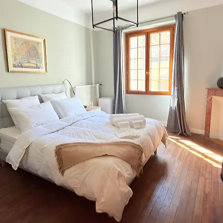 Historic Unesco Village Double Townhouse & Garden