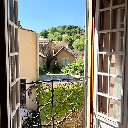 Historic Unesco Village Double Townhouse & Garden Dom wakacyjny Le Buisson-de-Cadouin