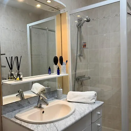 Historic Unesco Village Double Townhouse & Garden