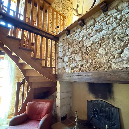 Historic Unesco Village Double Townhouse & Garden Dom wakacyjny Le Buisson-de-Cadouin