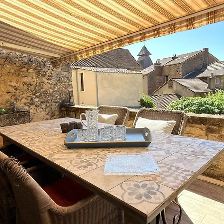 Dom wakacyjny Historic Unesco Village Double Townhouse & Garden